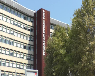 Ferito alla schiena ai giardini Anglesio a Torino